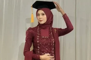 Baju Kebaya Wisuda Modern, Sinergi Gaya Tradisional dan Kontemporer