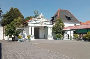 Keraton Yogyakarta Eksplorasi Warisan Budaya Jawa yang Memikat